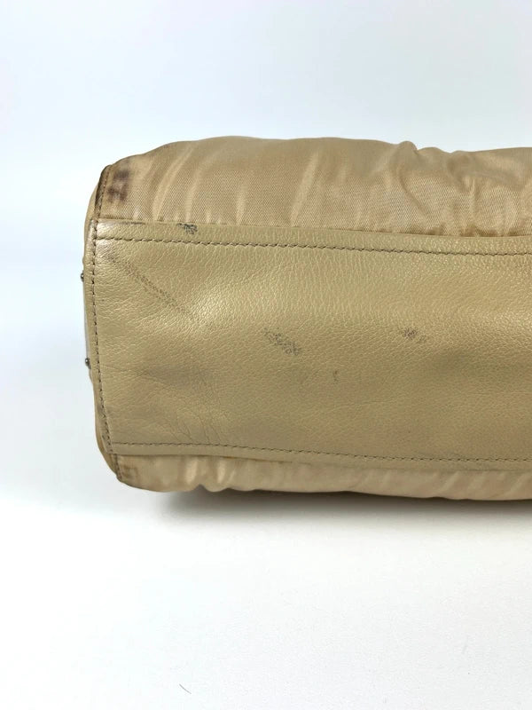 Prada Easy Pushlock Handtasche