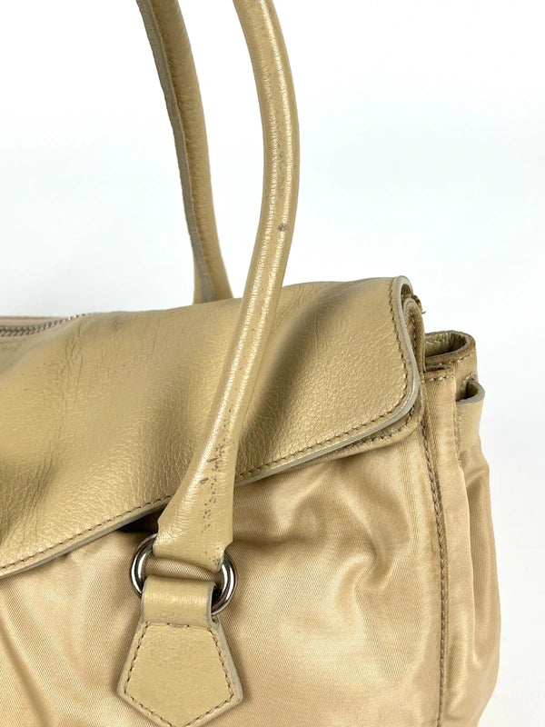 Prada Easy Pushlock Handtasche