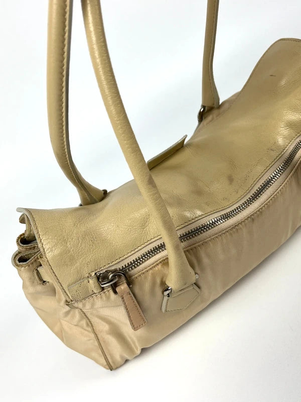 Prada Easy Pushlock Handtasche