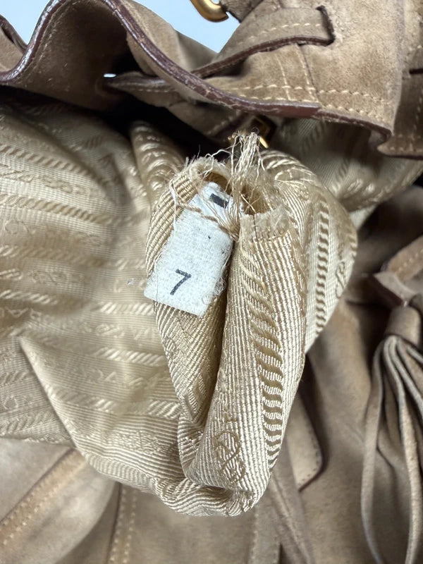 Prada Wildleder Tasche