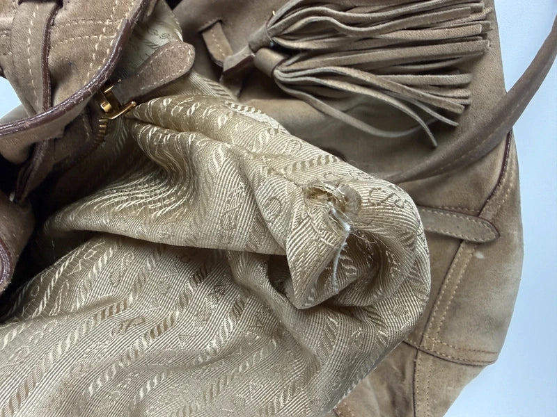 Prada Wildleder Tasche