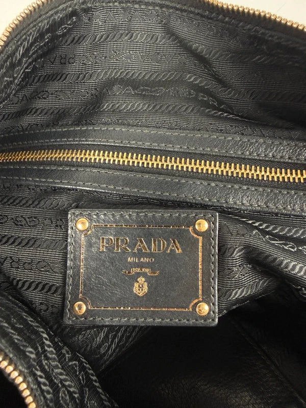 Prada Hobo Bag Schwarz