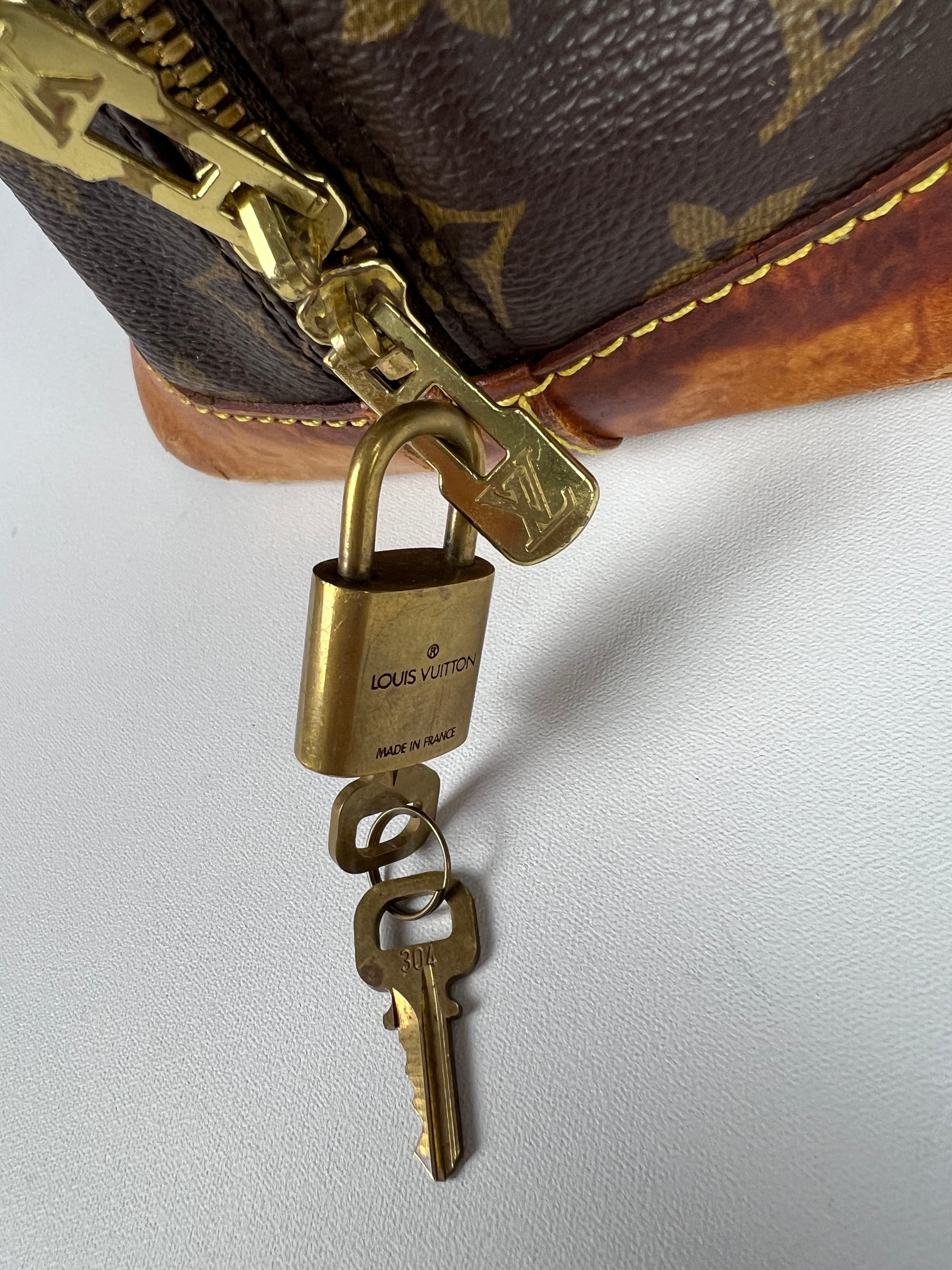 Louis Vuitton Alma