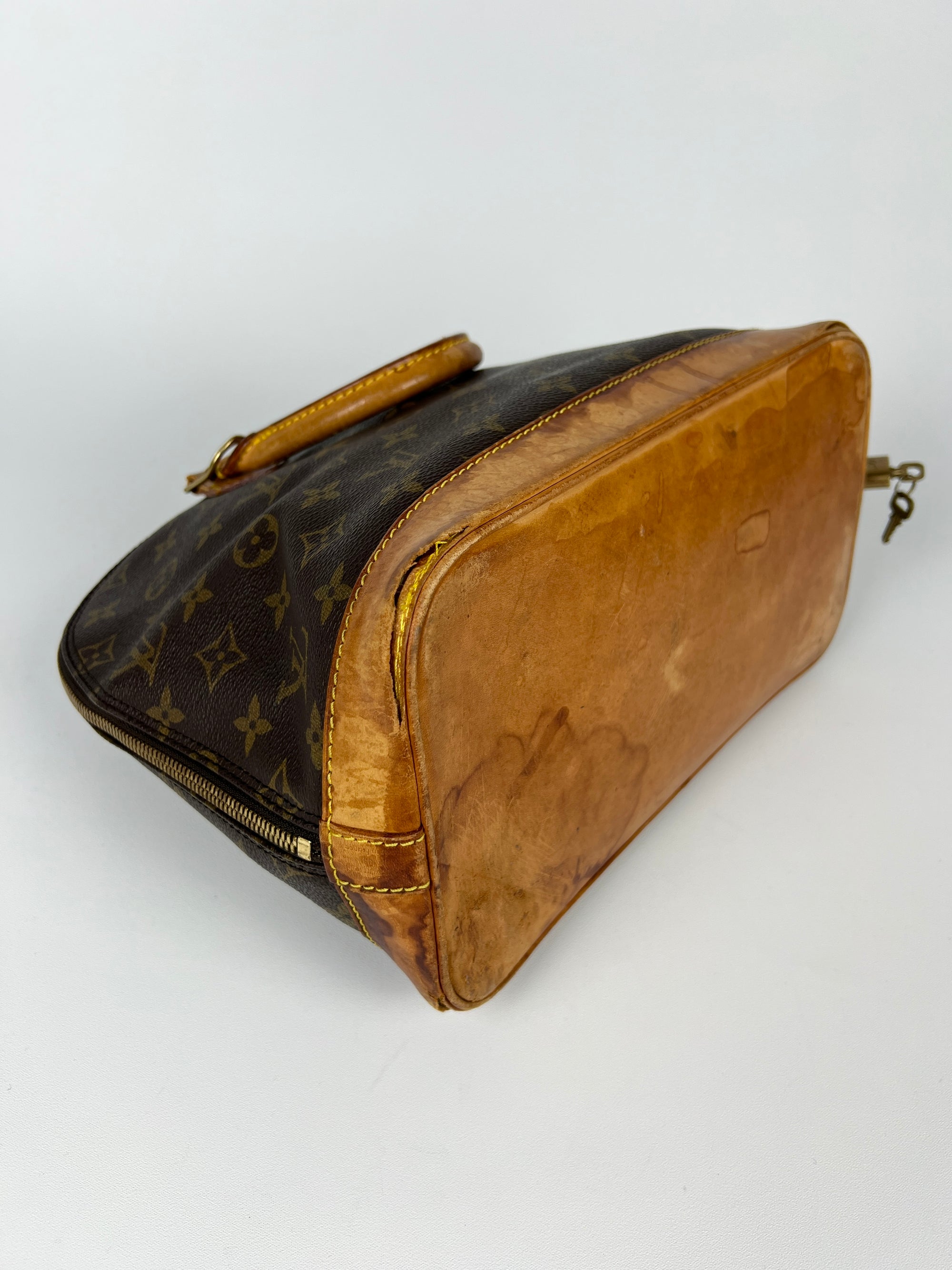 Louis Vuitton Alma