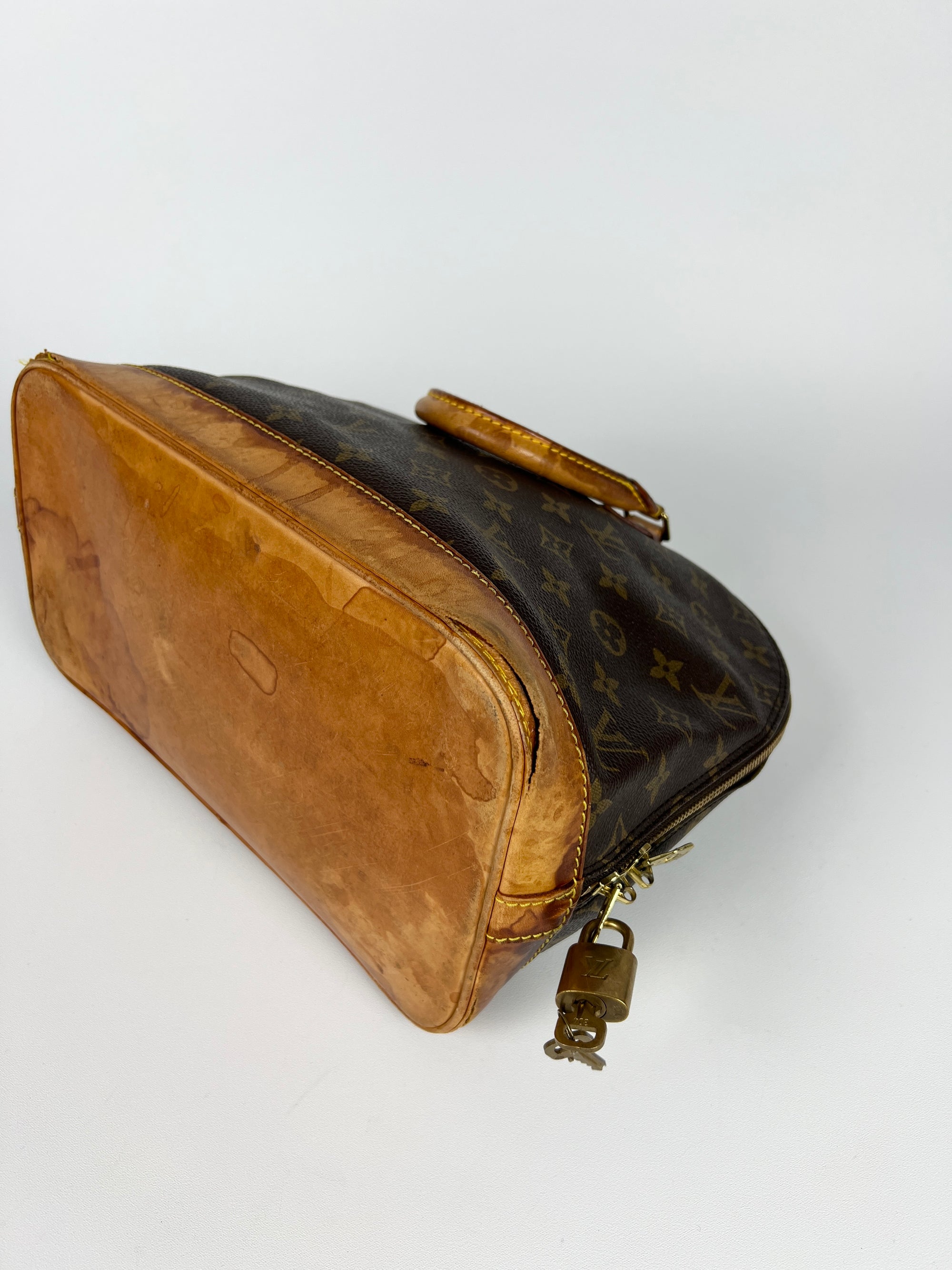 Louis Vuitton Alma