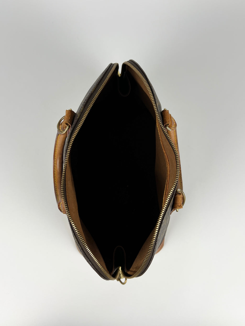 Louis Vuitton Alma