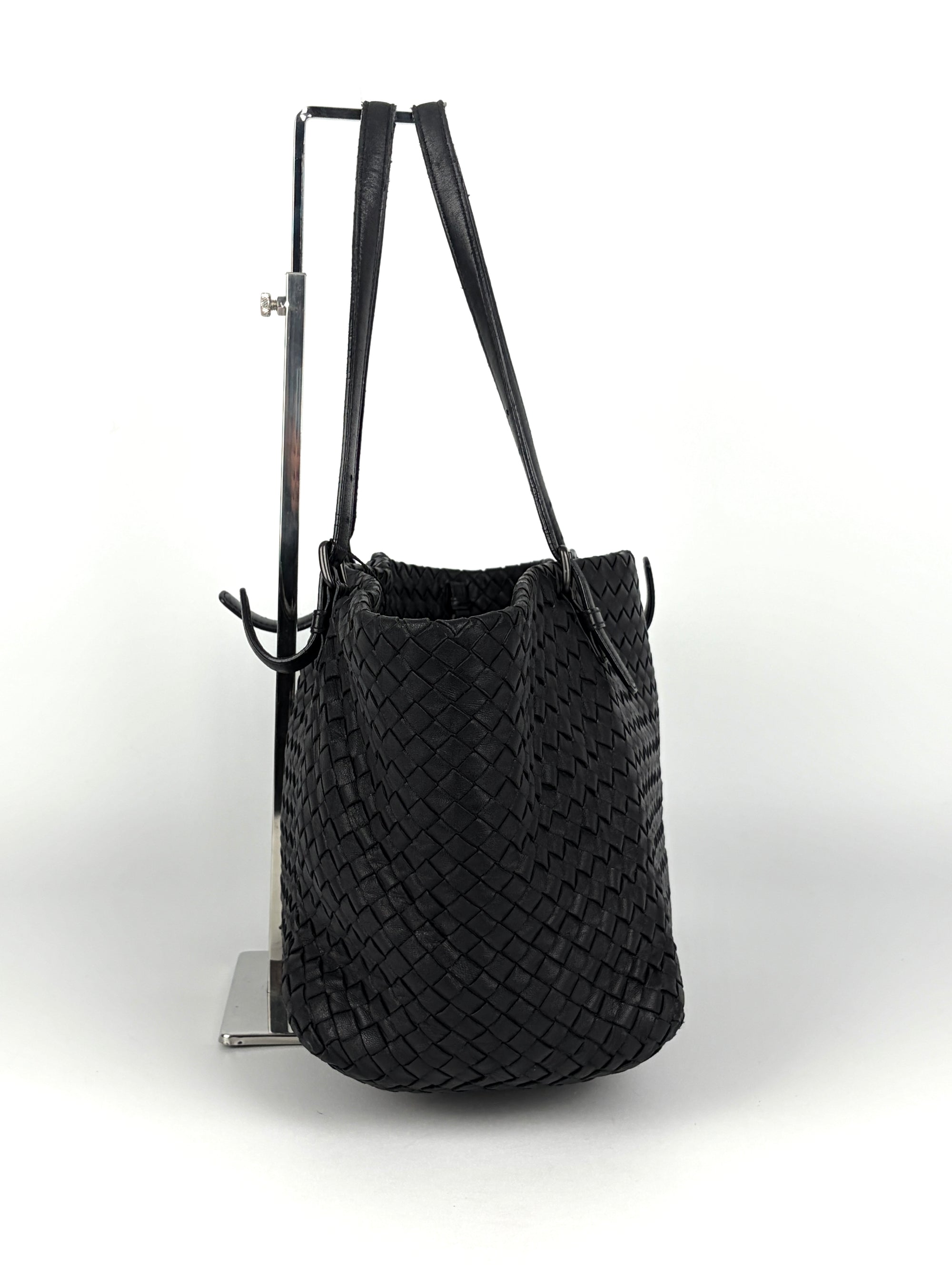 Bottega Veneta Intrecciato Cesta Medium