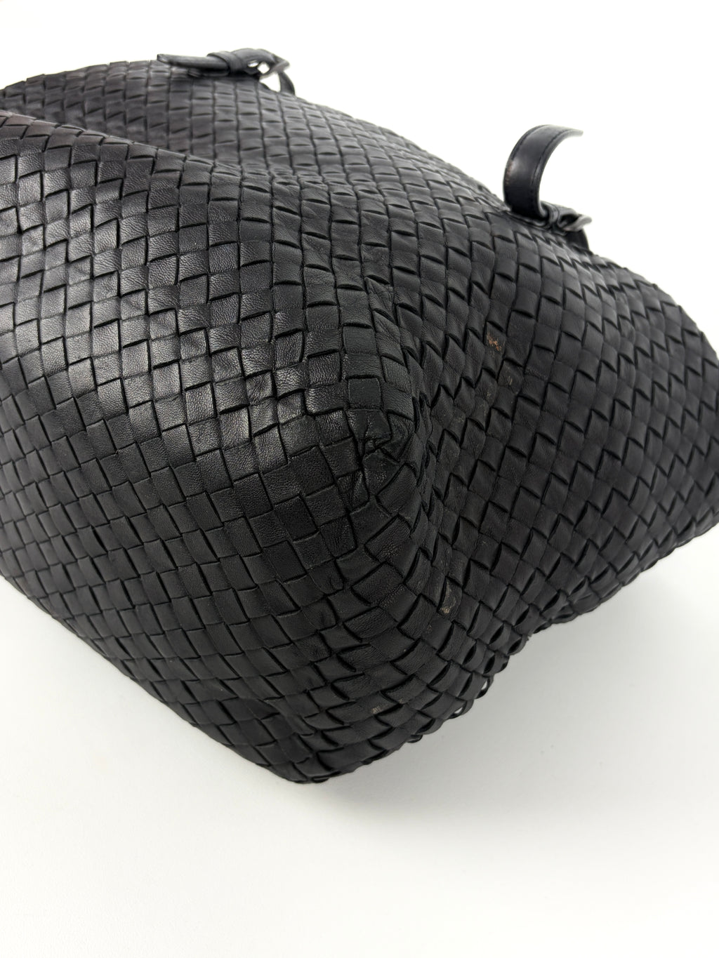 Bottega Veneta Intrecciato Cesta Medium