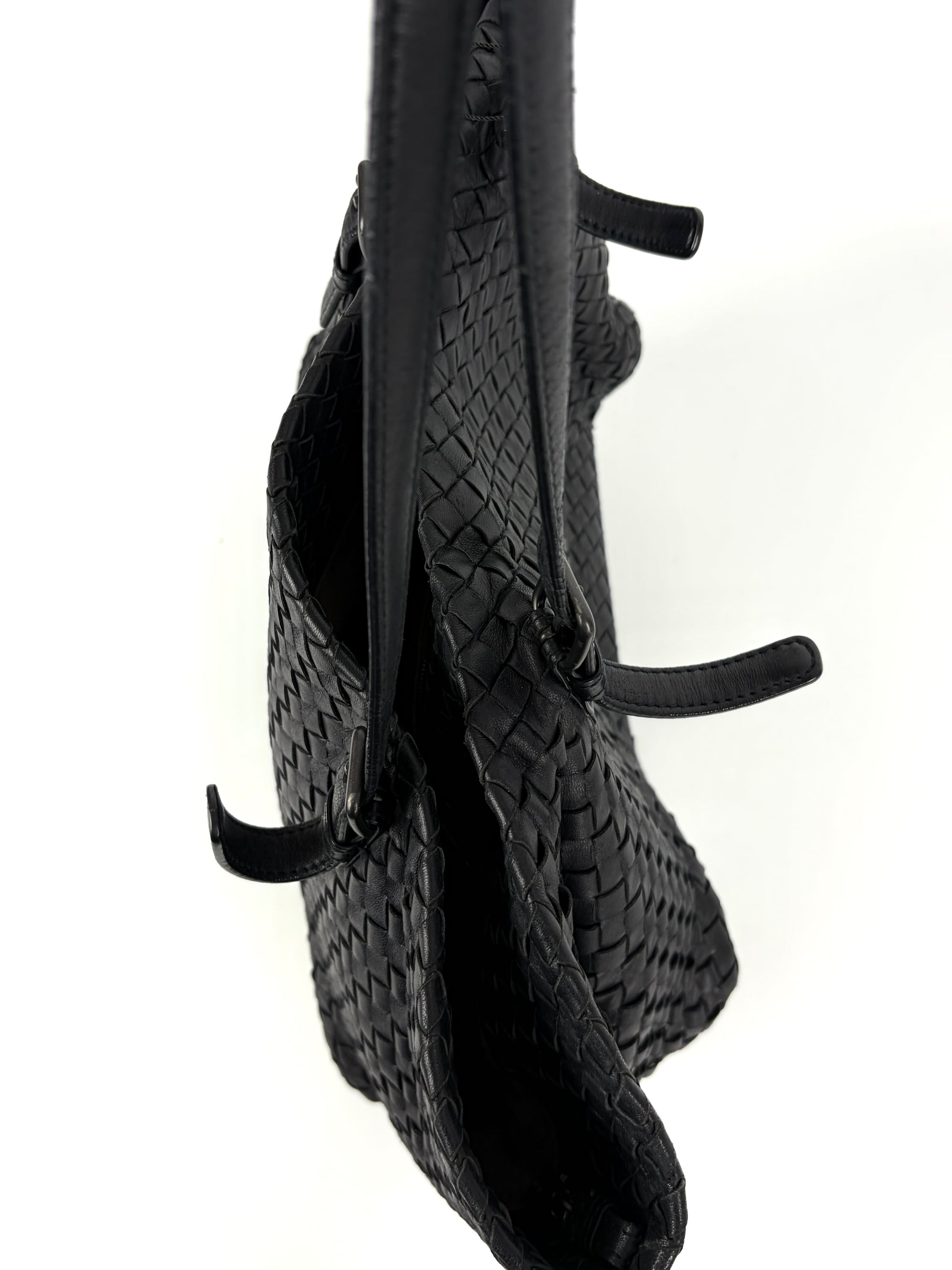 Bottega Veneta Intrecciato Cesta Medium
