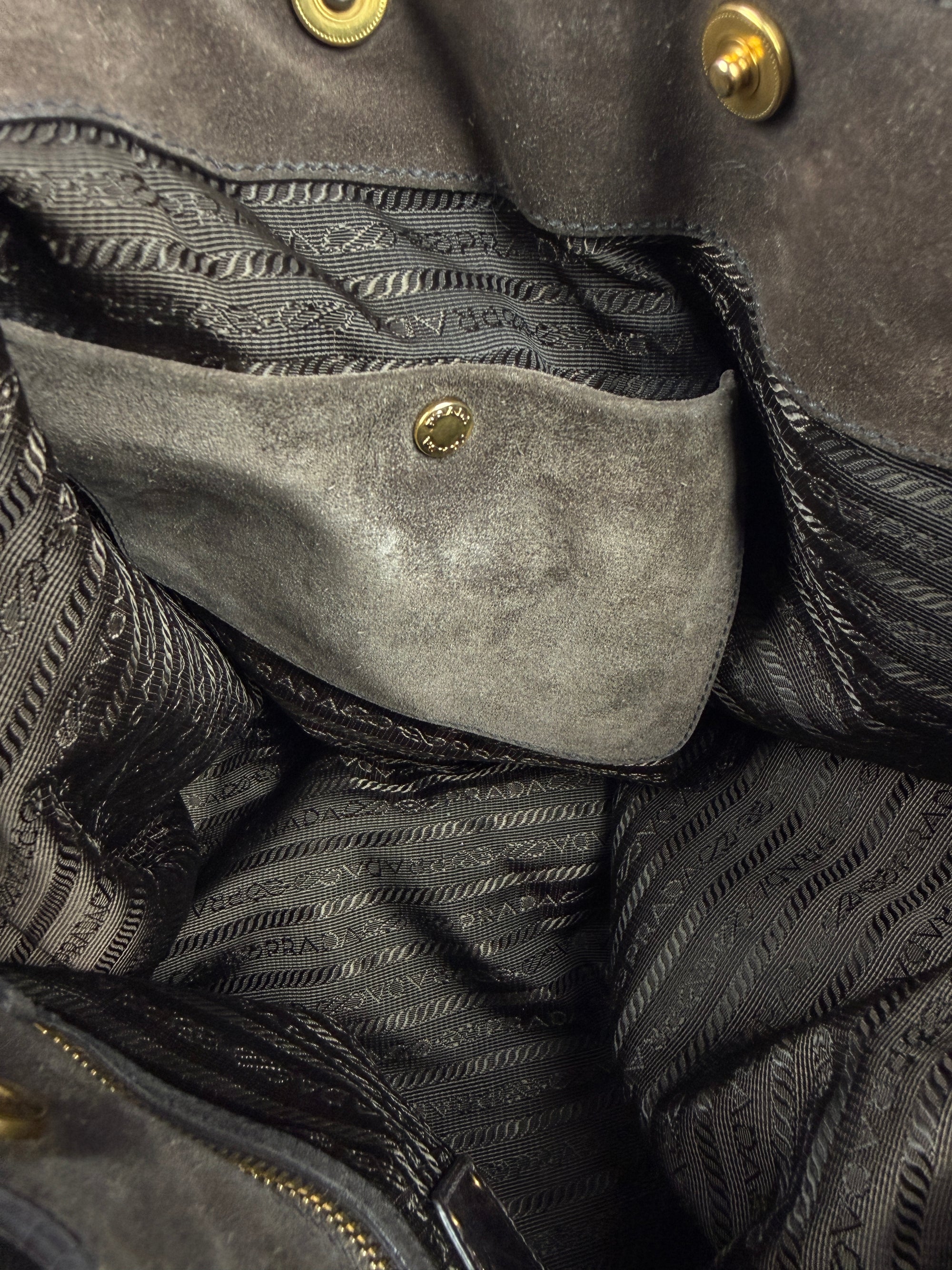 Prada Scamosciato Logo Tote Bag Braun Wildleder