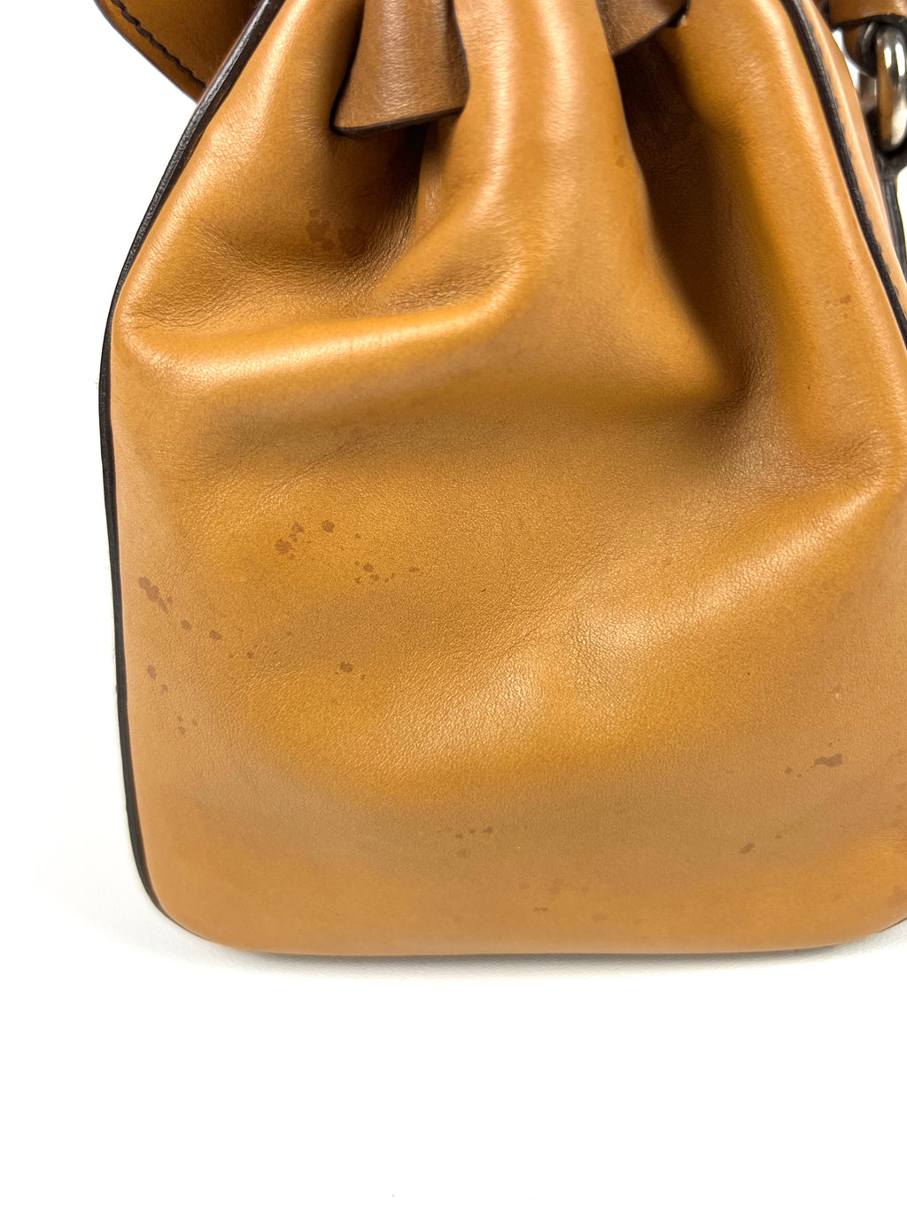 Prada Easy Ledertasche